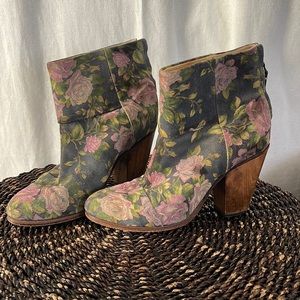 Rag & Bone Newberry Floral Booties 7 / 37
